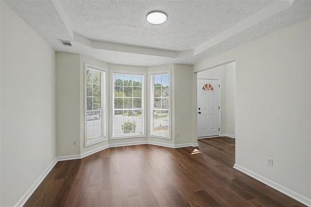 4 bedroom, 3 bathroom, 2,473 sq ft single family residence for sale at 3709 Auldyn Drive, Austell, GA 30106 — photo 6