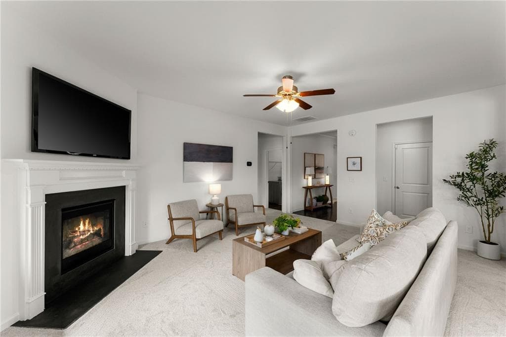 3 bedroom, 2 bathroom, 1,913 sq ft single family residence for sale at 4511 Country Manor Walk, Gainesville, GA 30504 — photo 3