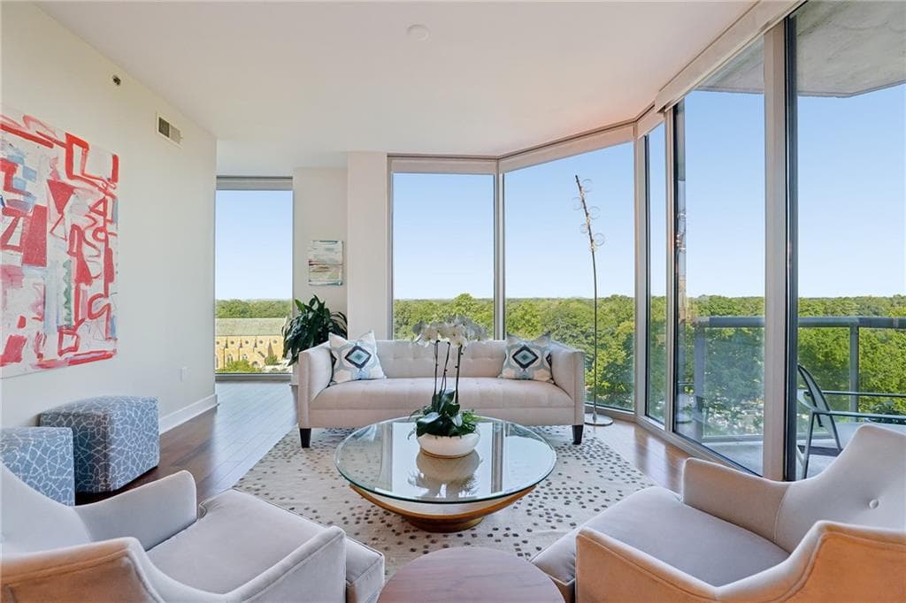 2 bedroom, 3 bathroom, 1,680 sq ft condominium for sale at 2795 Peachtree Road 1001, Atlanta, GA 30305 — photo 7