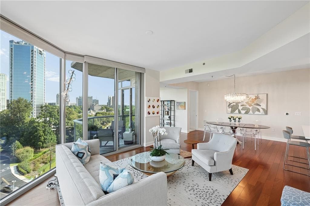 2 bedroom, 3 bathroom, 1,680 sq ft condominium for sale at 2795 Peachtree Road 1001, Atlanta, GA 30305 — photo 8