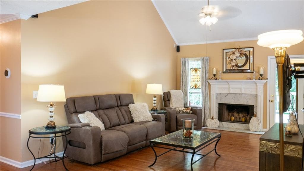 4 bedroom, 3 bathroom, 2,151 sq ft single family residence for sale at 3257 Camens Way, Buford, GA 30519 — photo 3