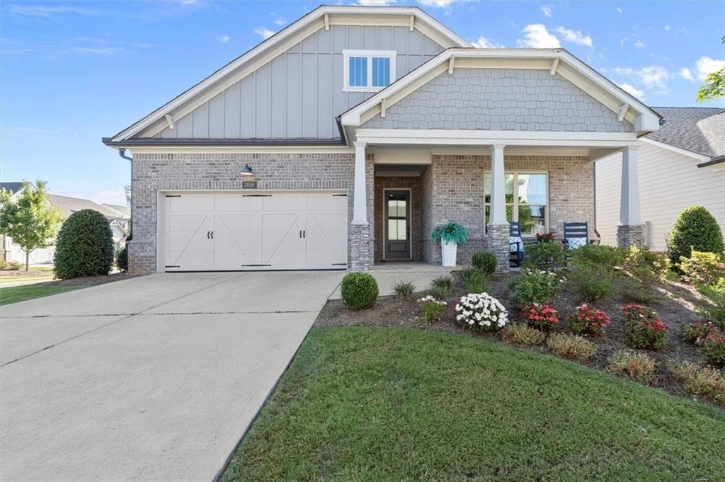 4 bedroom, 4 bathroom, 3,110 sq ft single family residence for sale at 3030 Cormac Drive, Cumming, GA 30041 — photo 2