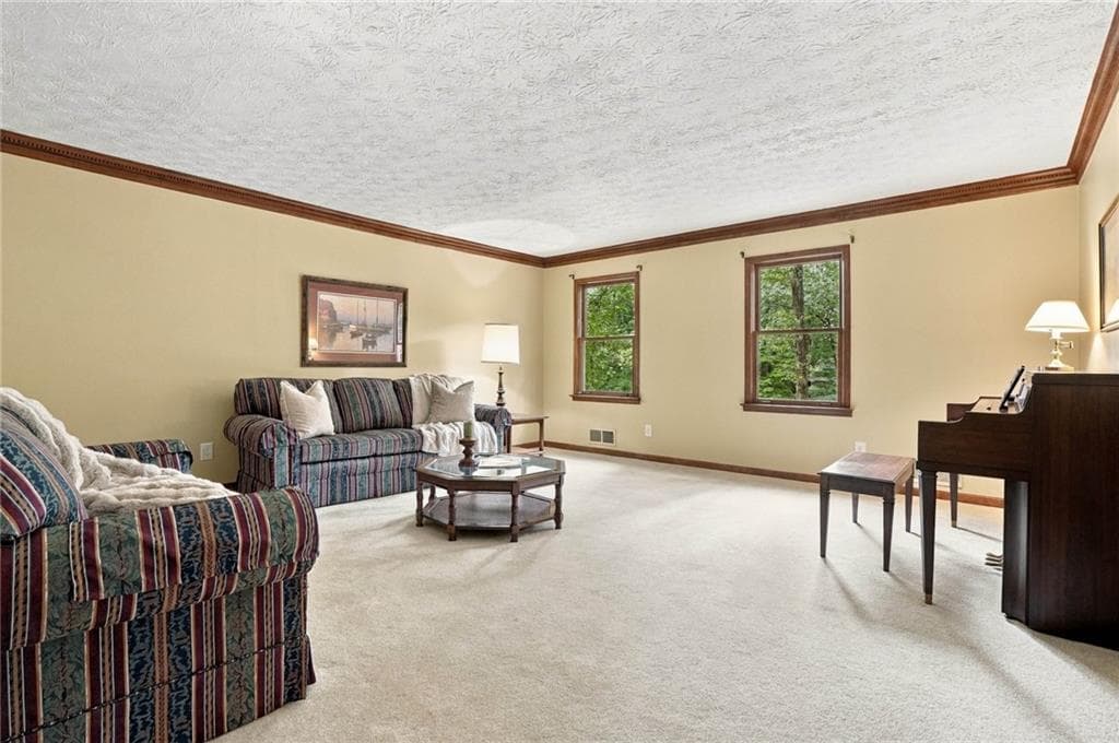 4 bedroom, 3 bathroom, 3,040 sq ft single family residence for sale at 2955 Ascot Lane, Roswell, GA 30076 — photo 10