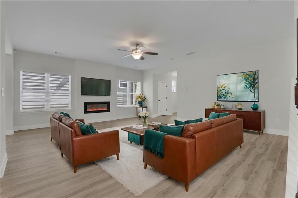 4 bedroom, 3 bathroom, 2,902 sq ft single family residence for sale at 3088 Lantana Way, Buford, GA 30519 — photo 3