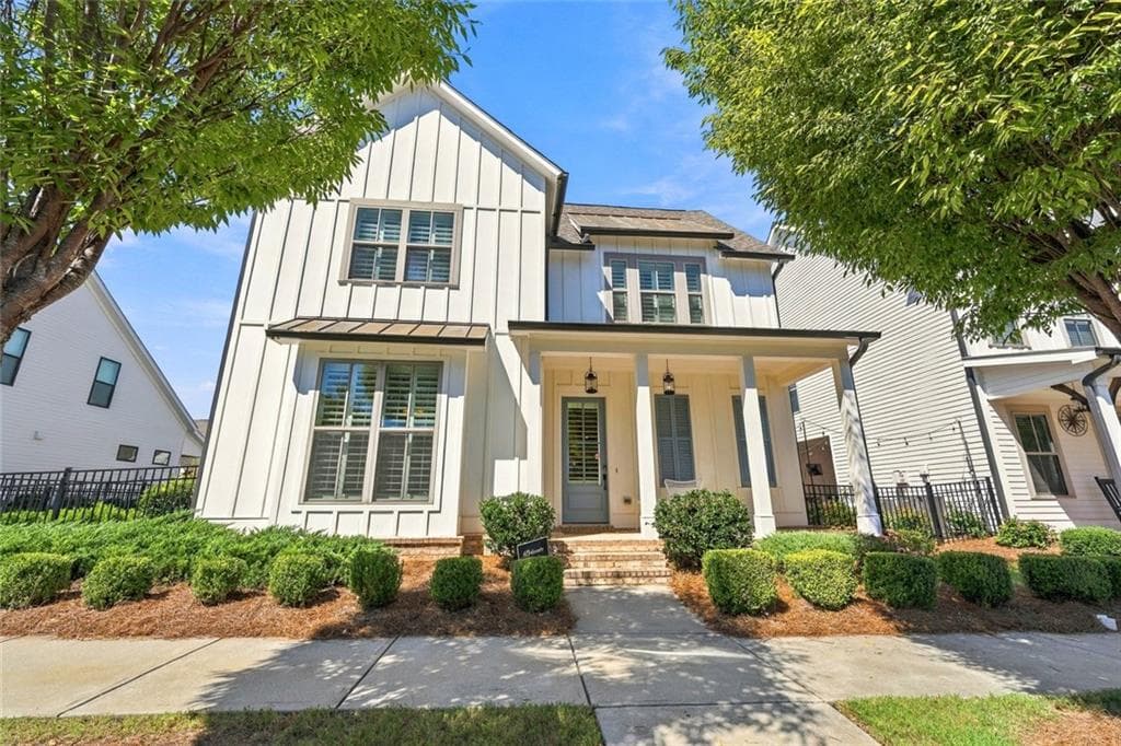 4 bedroom, 4 bathroom, 2,805 sq ft single family residence for sale at 1043 Harvest Park Lane, Suwanee, GA 30024 — photo 3