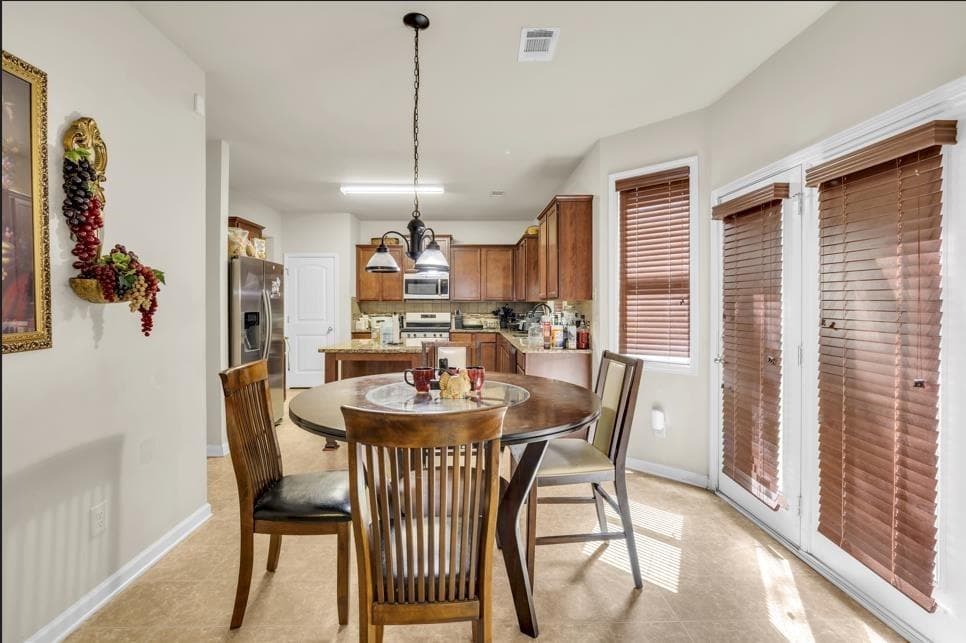 4 bedroom, 3 bathroom, 3,042 sq ft single family residence for sale at 7736 Old Thyme Road, Union City, GA 30291 — photo 7