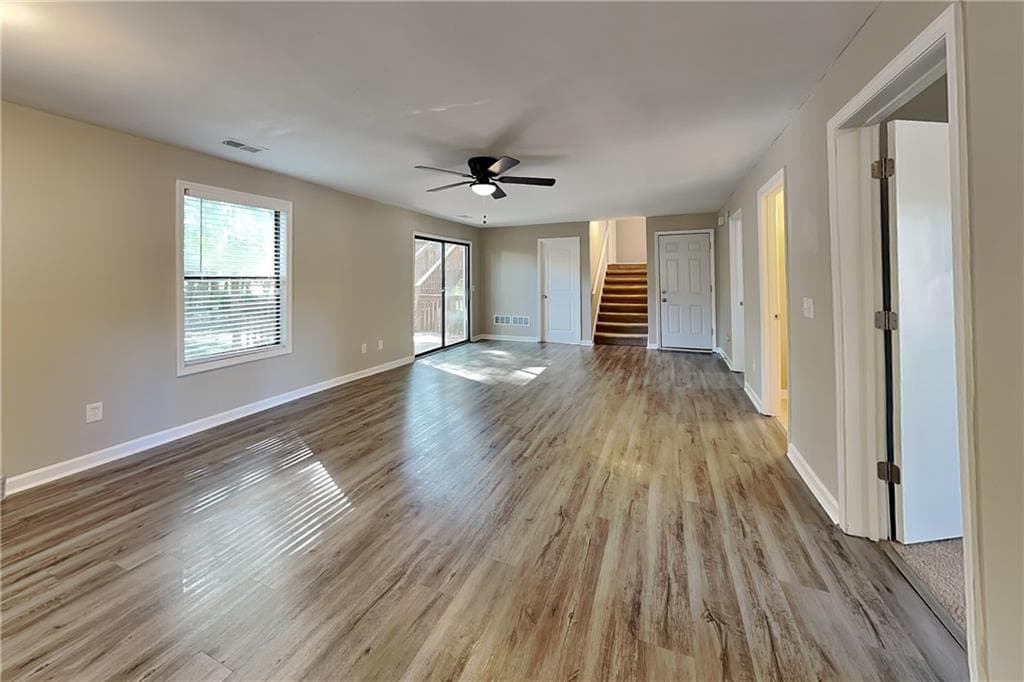 5 bedroom, 3 bathroom, 3,170 sq ft single family residence for rent at 749 Maggie Court, Kennesaw, GA 30144 for $2,890 a month — photo 4