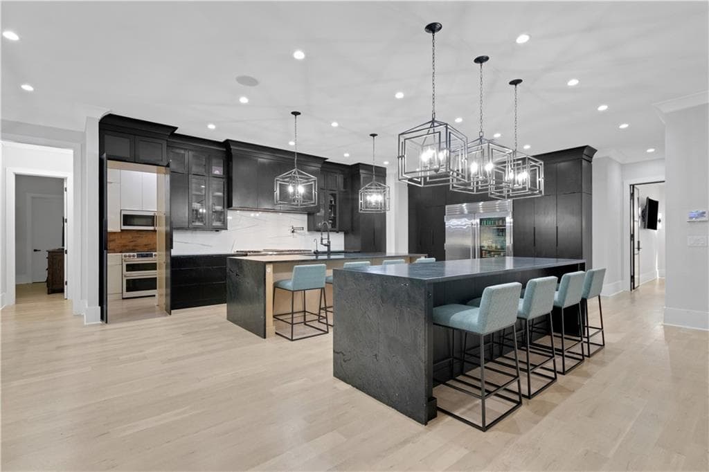 9 bedroom, 10 bathroom, 9,318 sq ft single family residence for sale at 365 Cagle Road, Roswell, GA 30075 — photo 3