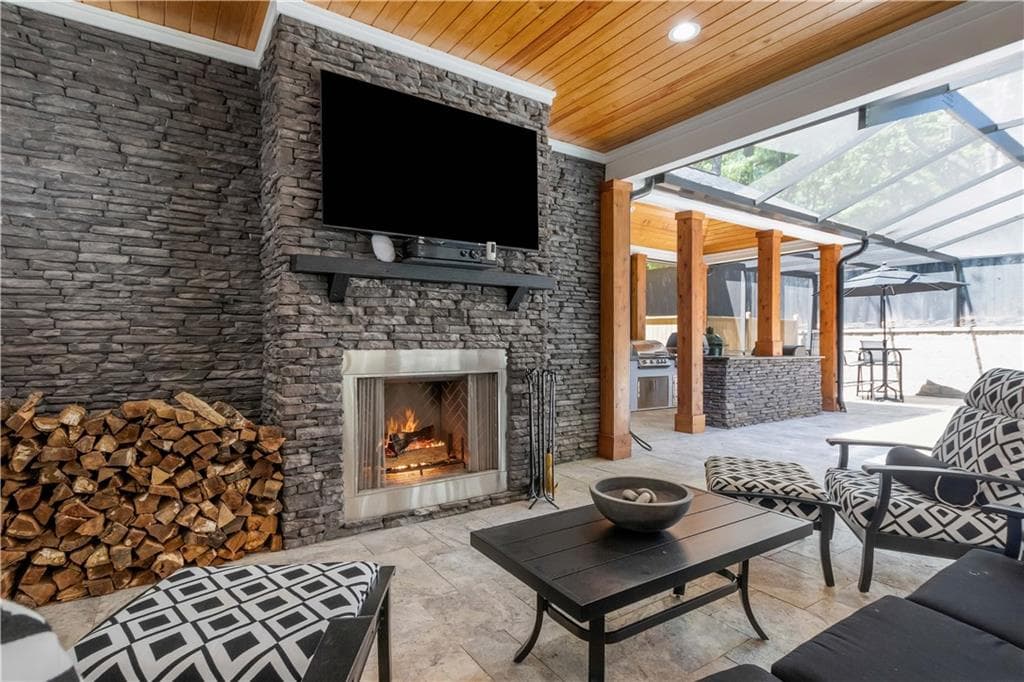 9 bedroom, 10 bathroom, 9,318 sq ft single family residence for sale at 365 Cagle Road, Roswell, GA 30075 — photo 6