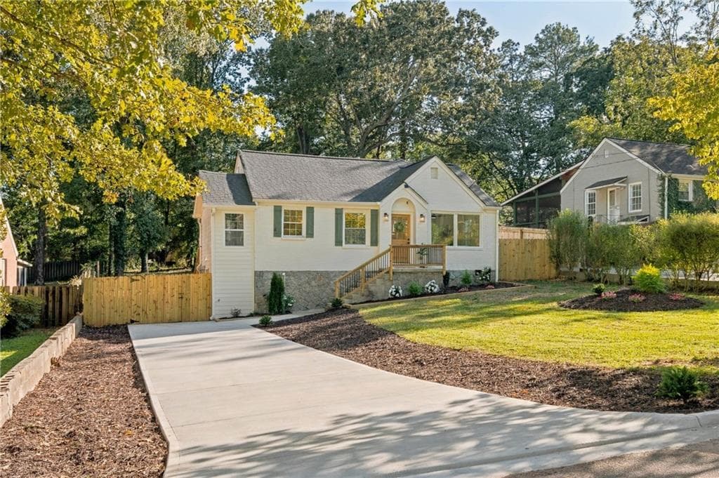 3 bedroom, 2 bathroom, 1,613 sq ft single family residence for sale at 2055 Marco Drive, Decatur, GA 30032 — photo 7