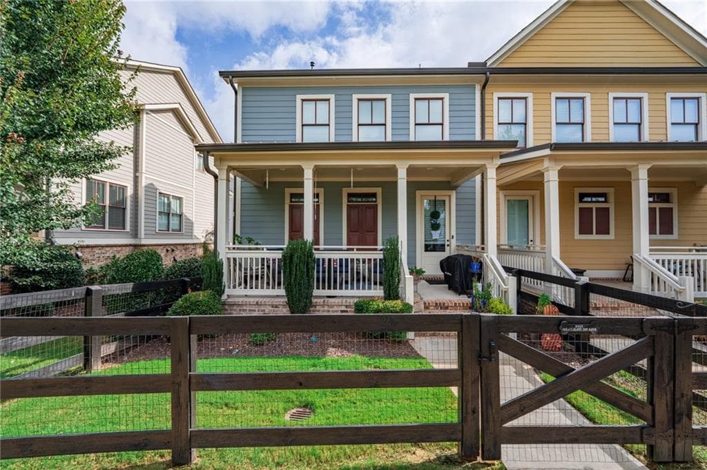 4 bedroom, 4 bathroom, 2,900 sq ft townhouse for sale at 12579 Arnold Mill Road, Milton, GA 30004