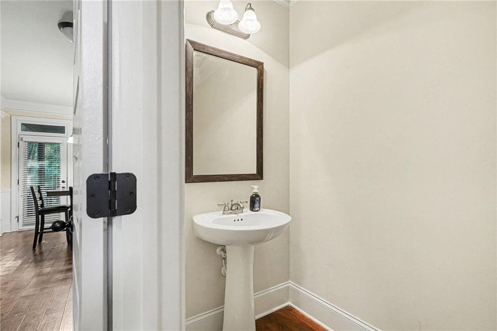 4 bedroom, 3 bathroom, 4,942 sq ft single family residence for sale at 1097 Trophy Club Avenue, Dacula, GA 30019 — photo 7
