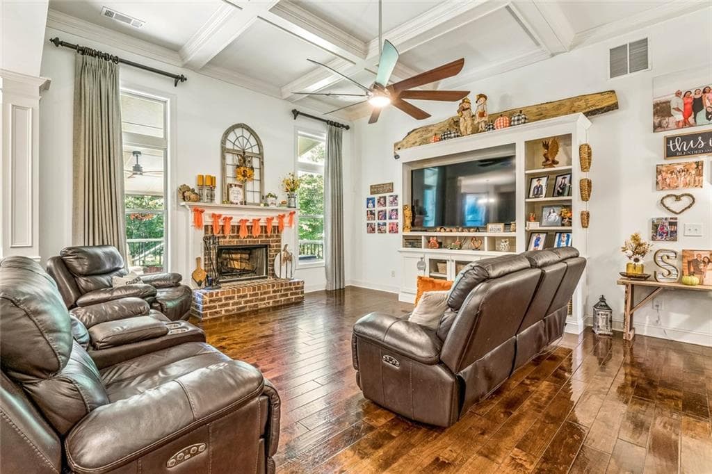 7 bedroom, 6 bathroom, 5,042 sq ft single family residence for sale at 209 Thyme Leaf Way, Locust Grove, GA 30248 — photo 8