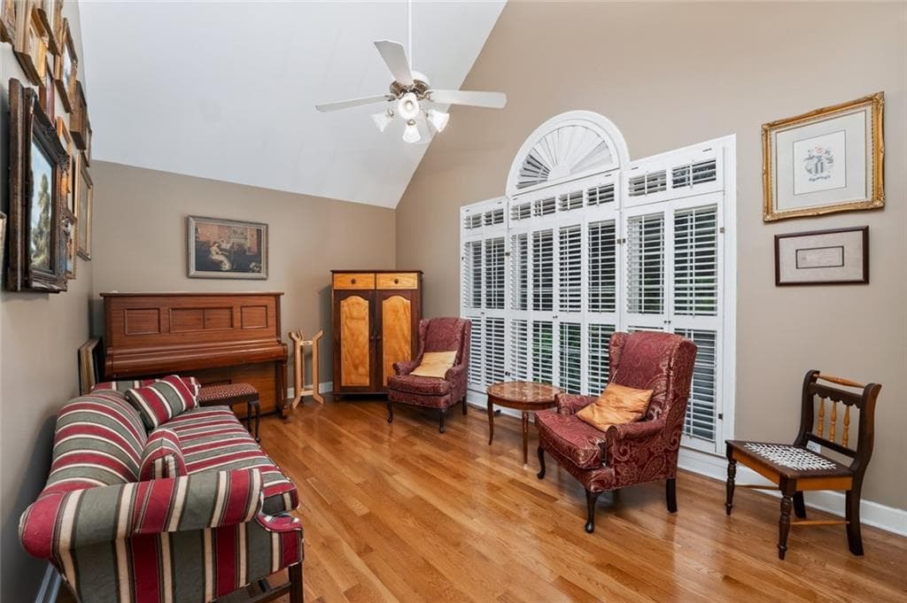 4 bedroom, 4 bathroom, 7,642 sq ft single family residence for sale at 3201 Shaw Road, Marietta, GA 30066 — photo 4