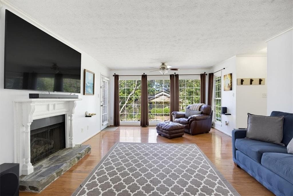2 bedroom, 2 bathroom, 1,150 sq ft condominium for sale at 704 Country Park Drive, Smyrna, GA 30080 — photo 7