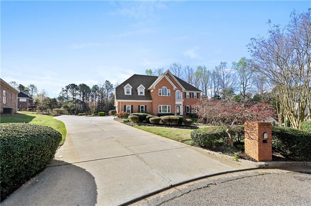 5 bedroom, 5 bathroom, 4,857 sq ft single family residence for sale at 860 Cramac Drive, Lawrenceville, GA 30046 — photo 5