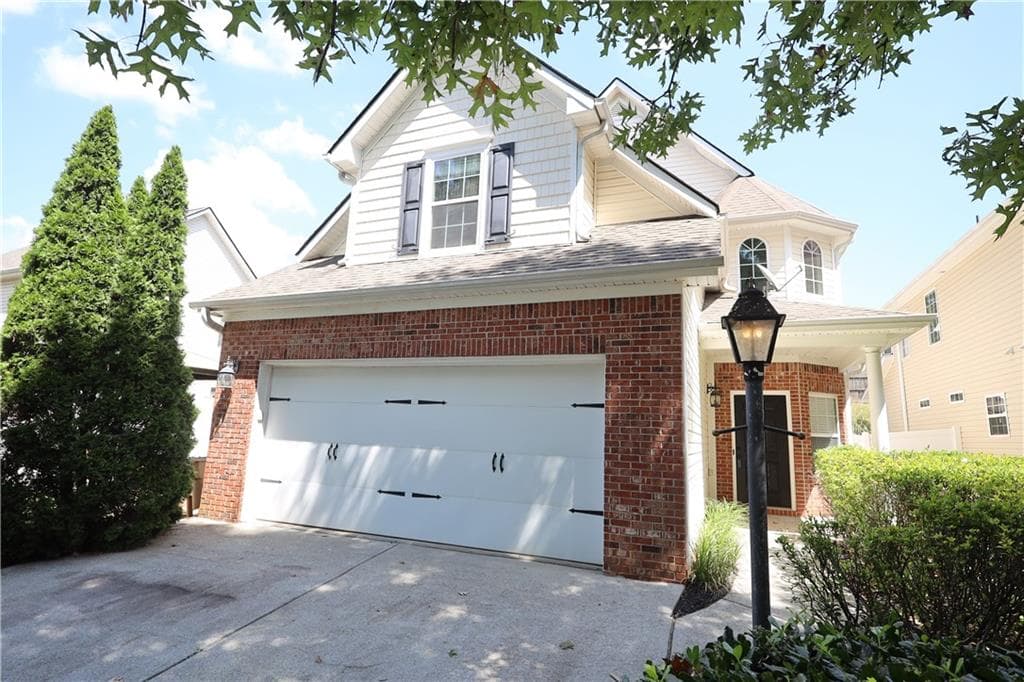 3 bedroom, 3 bathroom, 1,808 sq ft single family residence for sale at 2610 Cottage View Way, Cumming, GA 30040 — photo 2