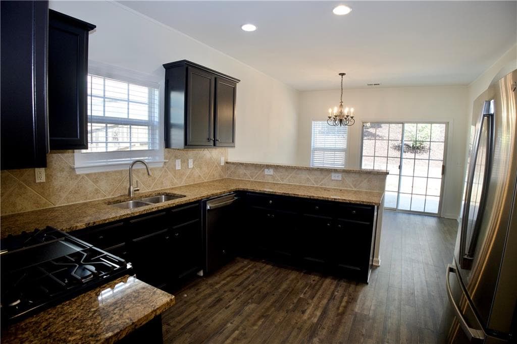 3 bedroom, 3 bathroom, 1,808 sq ft single family residence for sale at 2610 Cottage View Way, Cumming, GA 30040 — photo 6
