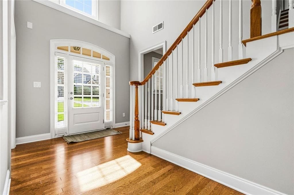 4 bedroom, 4 bathroom, 3,739 sq ft single family residence for sale at 4066 Hill House Road, Smyrna, GA 30082 — photo 3