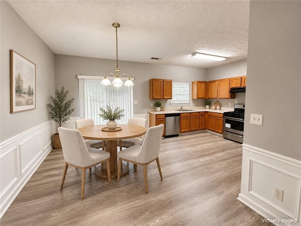 3 bedroom, 3 bathroom, 1,696 sq ft townhouse for rent at 3835 Dandridge Way, Duluth, GA 30096 for $1,875 a month — photo 2