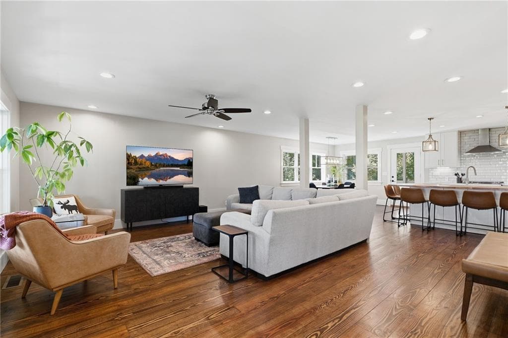 4 bedroom, 3 bathroom, 2,442 sq ft single family residence for sale at 5425 Howard Road, Cumming, GA 30040 — photo 10