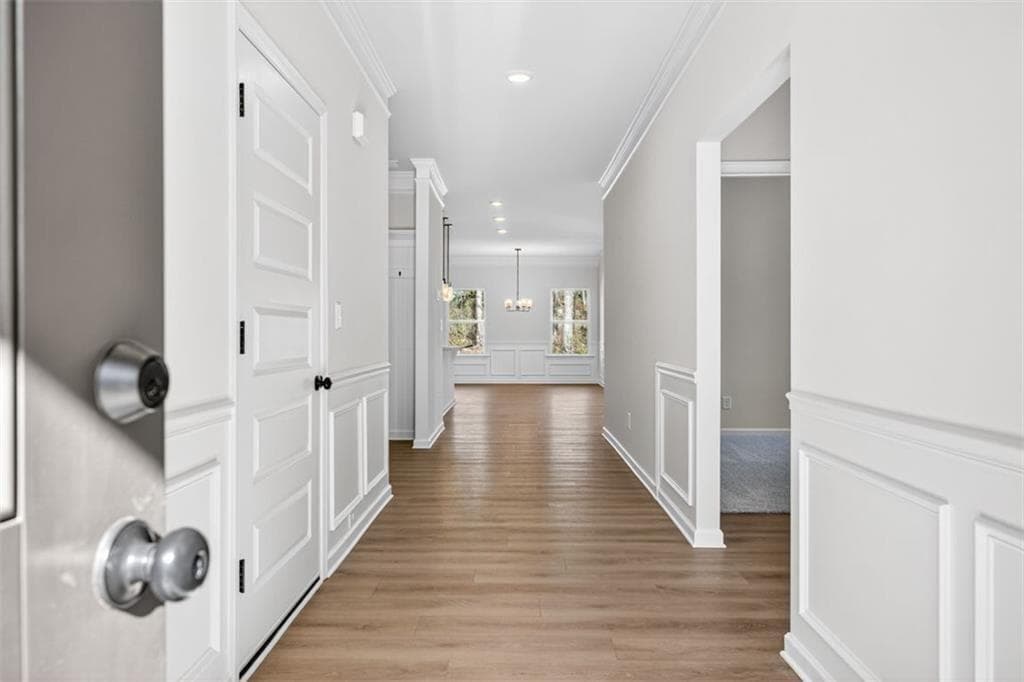 4 bedroom, 3 bathroom, 2,066 sq ft single family residence for sale at 368 Wick Street, Hoschton, GA 30548 — photo 2