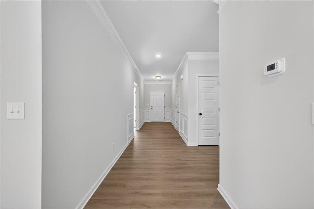 4 bedroom, 3 bathroom, 2,066 sq ft single family residence for sale at 368 Wick Street, Hoschton, GA 30548 — photo 3
