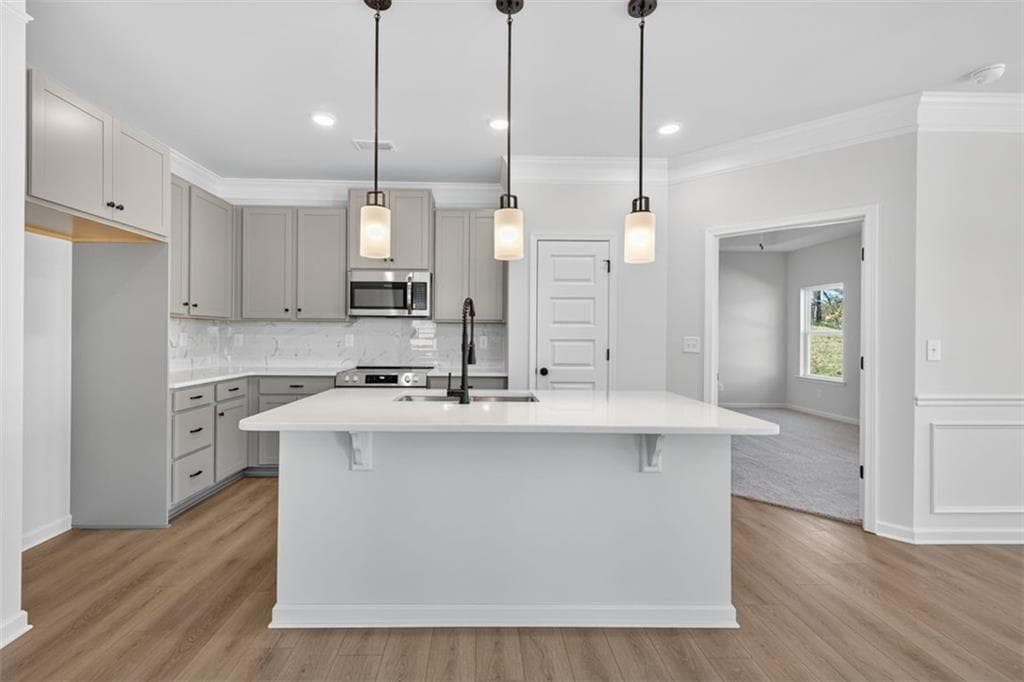 4 bedroom, 3 bathroom, 2,066 sq ft single family residence for sale at 368 Wick Street, Hoschton, GA 30548 — photo 9