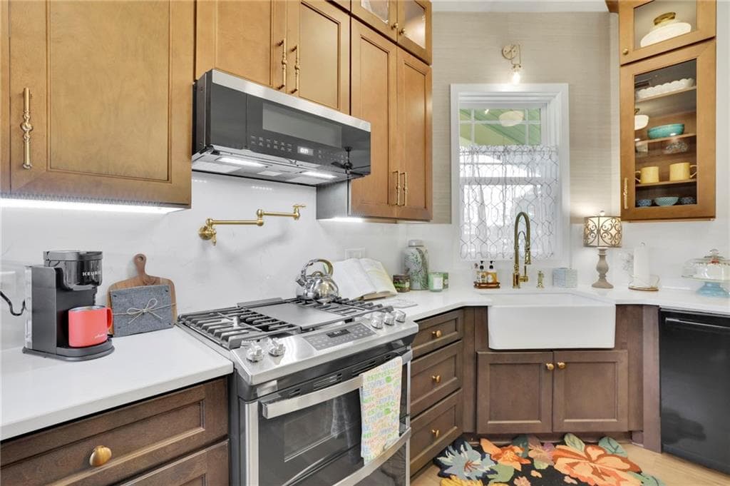 3 bedroom, 2 bathroom, 1,905 sq ft single family residence for sale at 5985 Spring Street, Austell, GA 30168 — photo 6