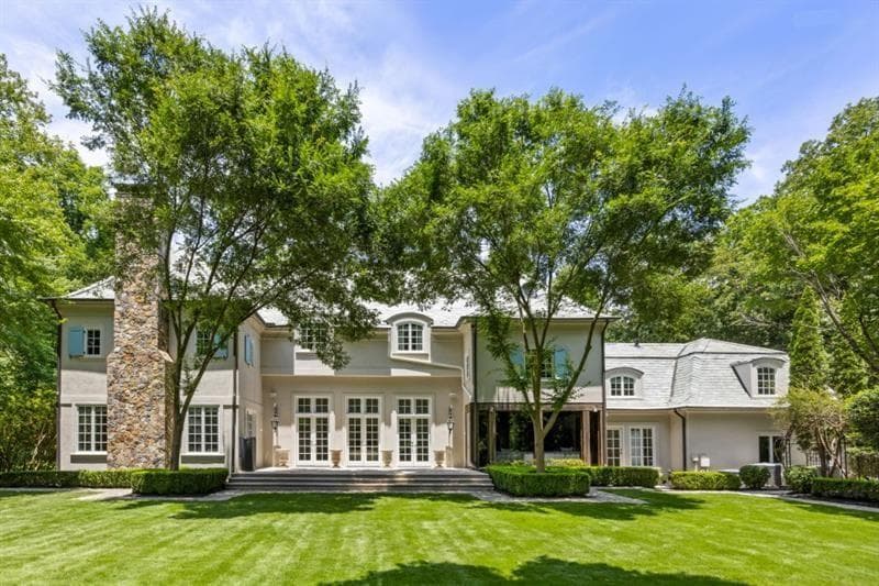 7 bedroom, 9 bathroom, 10,869 sq ft single family residence for rent at 2485 W Wesley Road, Atlanta, GA 30327 for $14,000 a month — photo 3