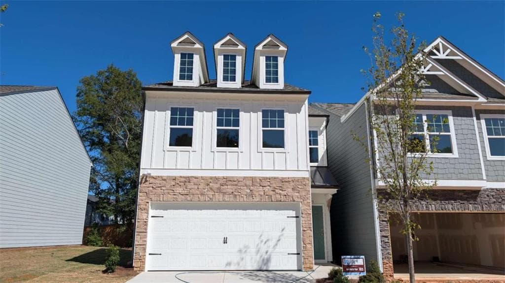 3 bedroom, 3 bathroom, 1,734 sq ft single family residence for sale at 525 Hayes Lane, Canton, GA 30115 — photo 2