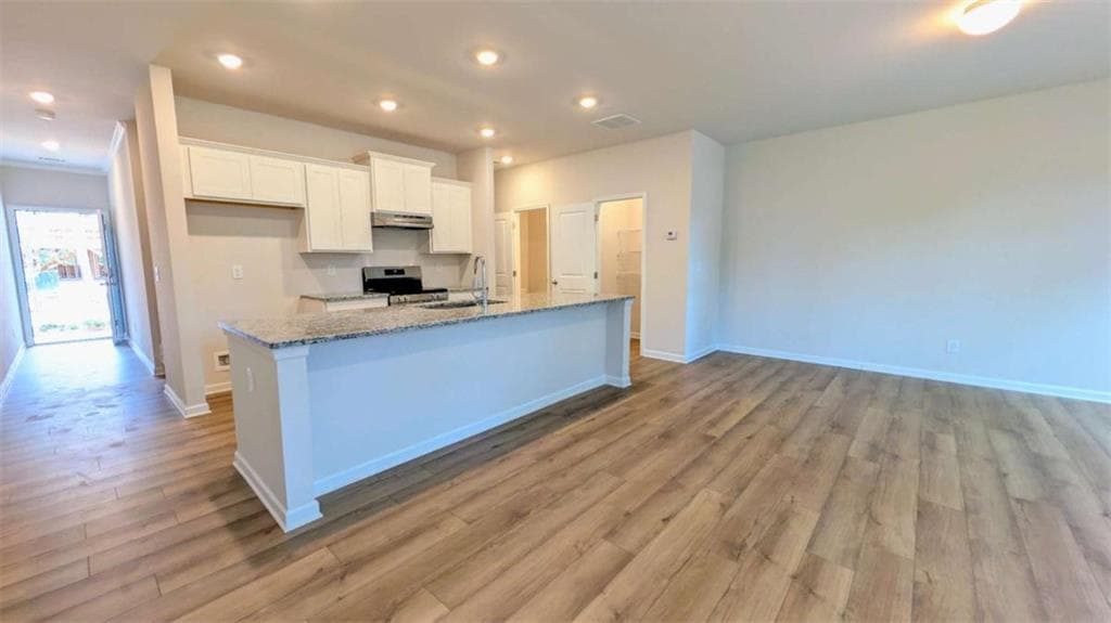 3 bedroom, 3 bathroom, 1,734 sq ft single family residence for sale at 525 Hayes Lane, Canton, GA 30115 — photo 8