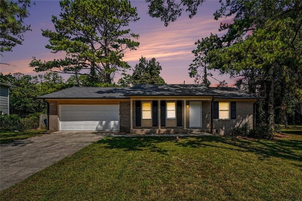 3 bedroom, 2 bathroom, 1,416 sq ft single family residence for sale at 2195 Rochelle Way, Atlanta, GA 30349