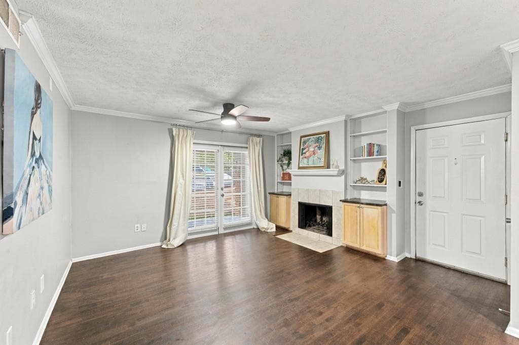 2 bedroom, 2 bathroom, 1,073 sq ft condominium for sale at 1150 Collier Road H10, Atlanta, GA 30318