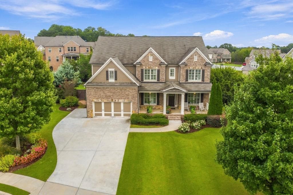 5 bedroom, 5 bathroom, 5,467 sq ft single family residence for sale at 4451 Tallow Court, Buford, GA 30519 — photo 3