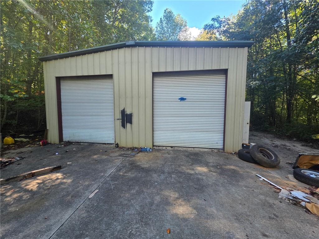 2 bedroom, 1 bathroom, 1,316 sq ft single family residence for sale at 2411 Rackley Road, Ellijay, GA 30536 — photo 9
