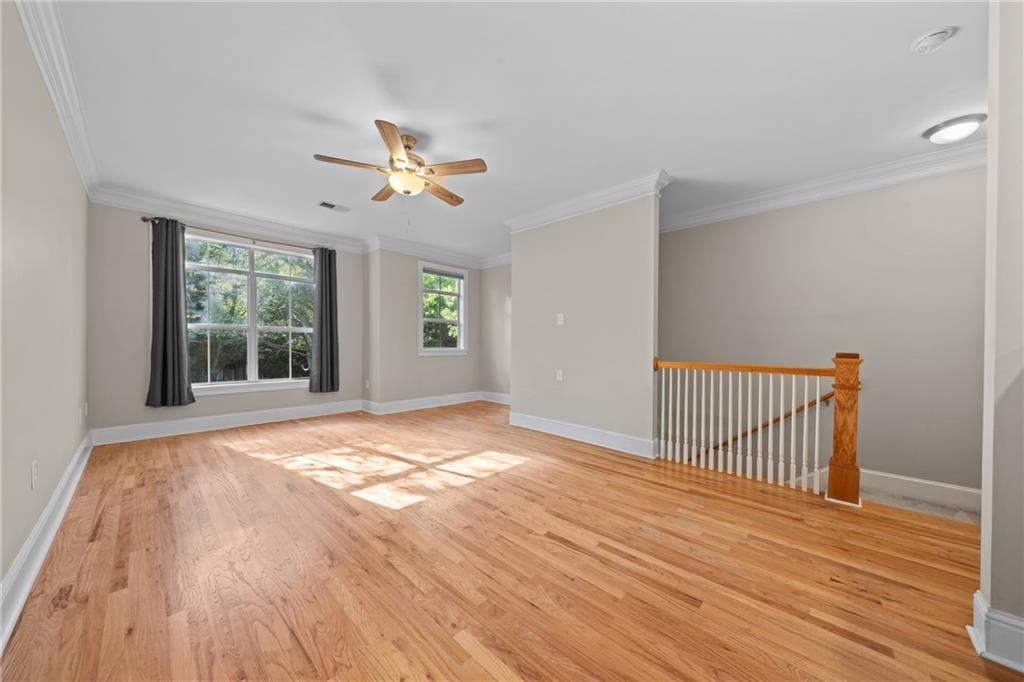 3 bedroom, 3 bathroom, 1,726 sq ft townhouse for rent at 5480 Glenridge Park, Sandy Springs, GA 30342 for $3,300 a month — photo 5