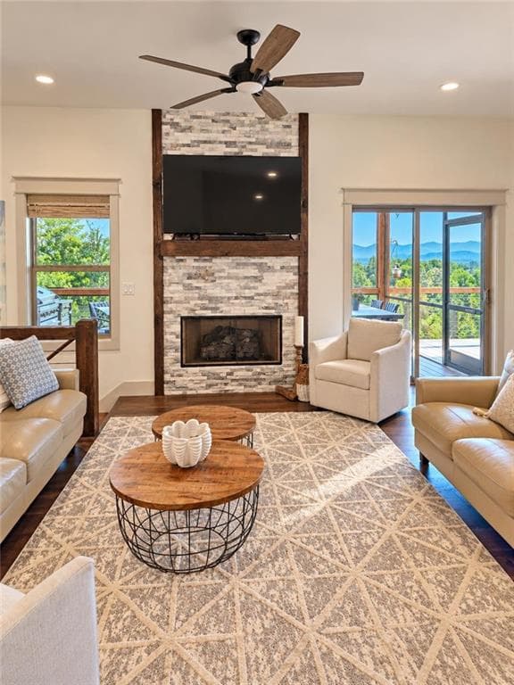 3 bedroom, 3 bathroom, 2,419 sq ft single family residence for sale at 915 Arbor Lane, Blairsville, GA 30512 — photo 6