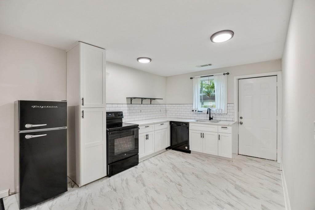 4 bedroom, 2 bathroom, 1,200 sq ft single family residence for sale at 1268 Ladd Street, Atlanta, GA 30310 — photo 9