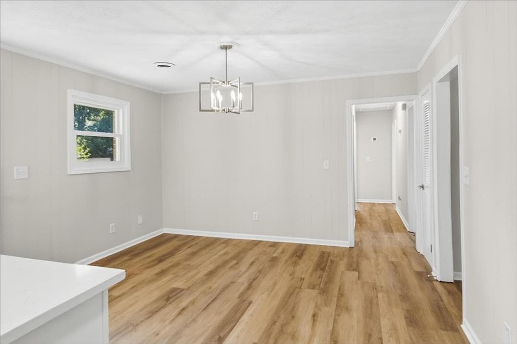 3 bedroom, 2 bathroom, 1,622 sq ft single family residence under contract at 378 Puckett Terrace, Lilburn, GA 30047 — photo 4
