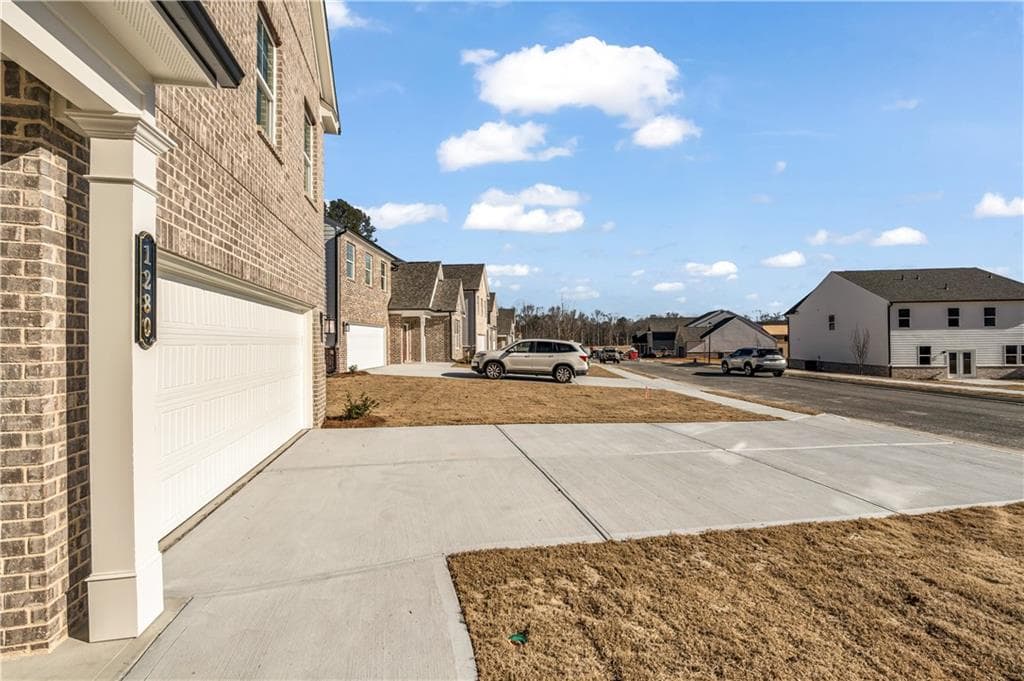4 bedroom, 3 bathroom, 2,729 sq ft single family residence for rent at 313 Brighton Bend Lane, Acworth, GA 30102 for $3,000 a month — photo 4