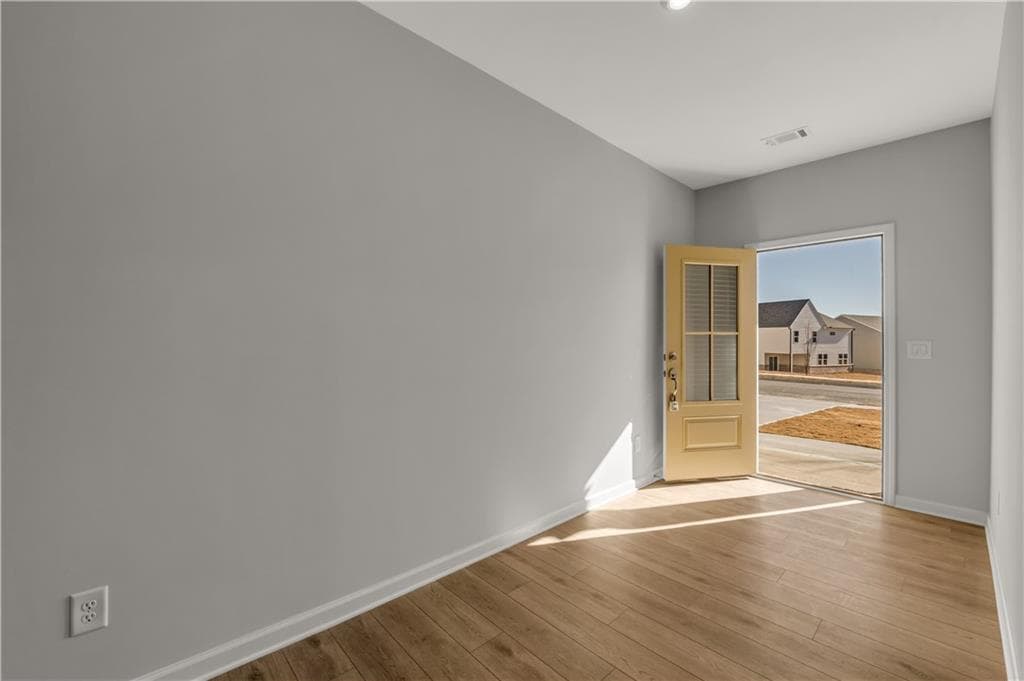 4 bedroom, 3 bathroom, 2,729 sq ft single family residence for rent at 313 Brighton Bend Lane, Acworth, GA 30102 for $3,000 a month — photo 5