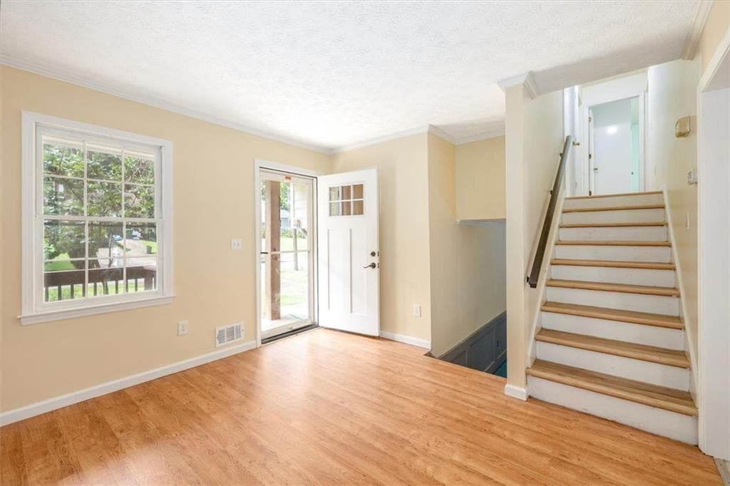 3 bedroom, 2 bathroom, 1,606 sq ft single family residence for sale at 4146 Duesenberg Drive, Tucker, GA 30084 — photo 9