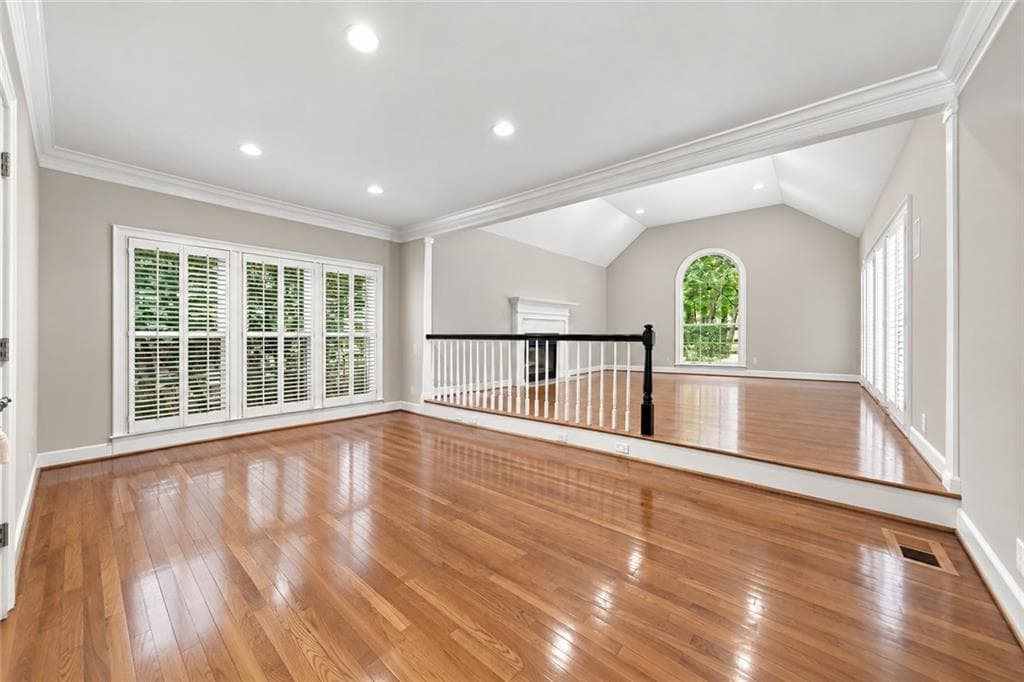 4 bedroom, 3 bathroom, 2,421 sq ft single family residence for rent at 2600 Club Springs Drive, Roswell, GA 30076 for $4,600 a month — photo 9