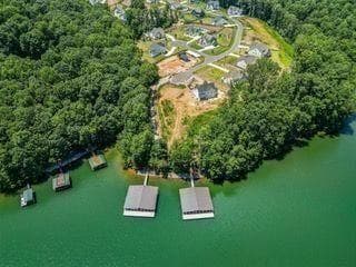 4 bedroom, 4 bathroom, 3,057 sq ft single family residence for sale at 8345 Beryl Overlook, Gainesville, GA 30506 — photo 2