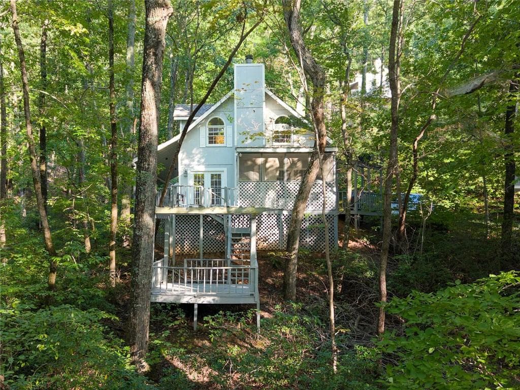 3 bedroom, 2 bathroom, 1,500 sq ft single family residence for sale at 202 Crystal Hills, Clarkesville, GA 30523 — photo 7