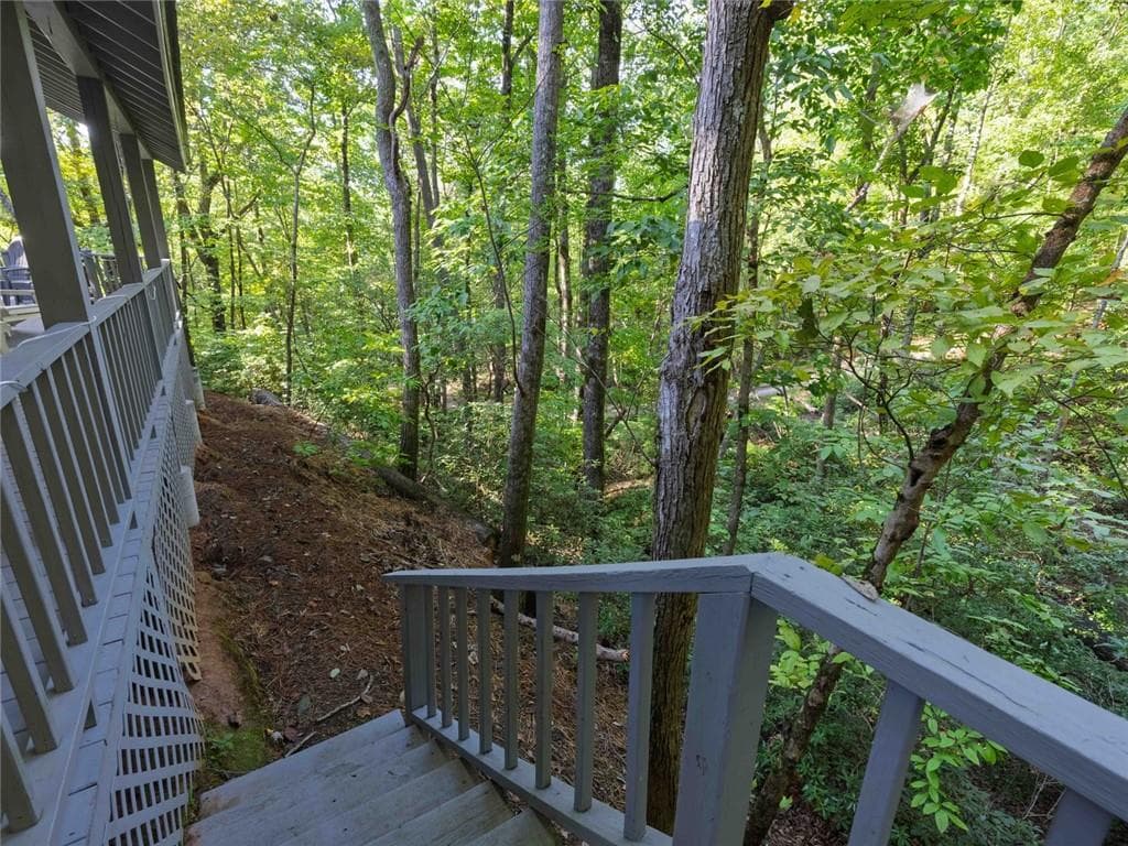 3 bedroom, 2 bathroom, 1,500 sq ft single family residence for sale at 202 Crystal Hills, Clarkesville, GA 30523 — photo 9