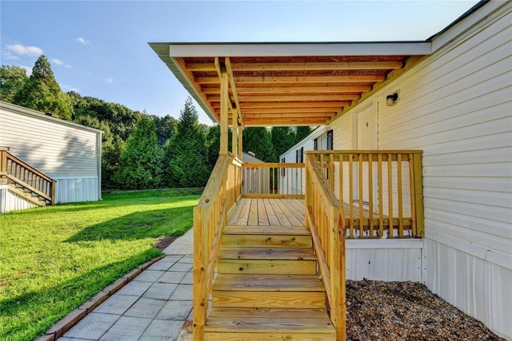 2 bedroom, 2 bathroom, 1,008 sq ft single family residence for sale at 3000 Clarks Bridge Lot 2 Road, Gainesville, GA 30501 — photo 3