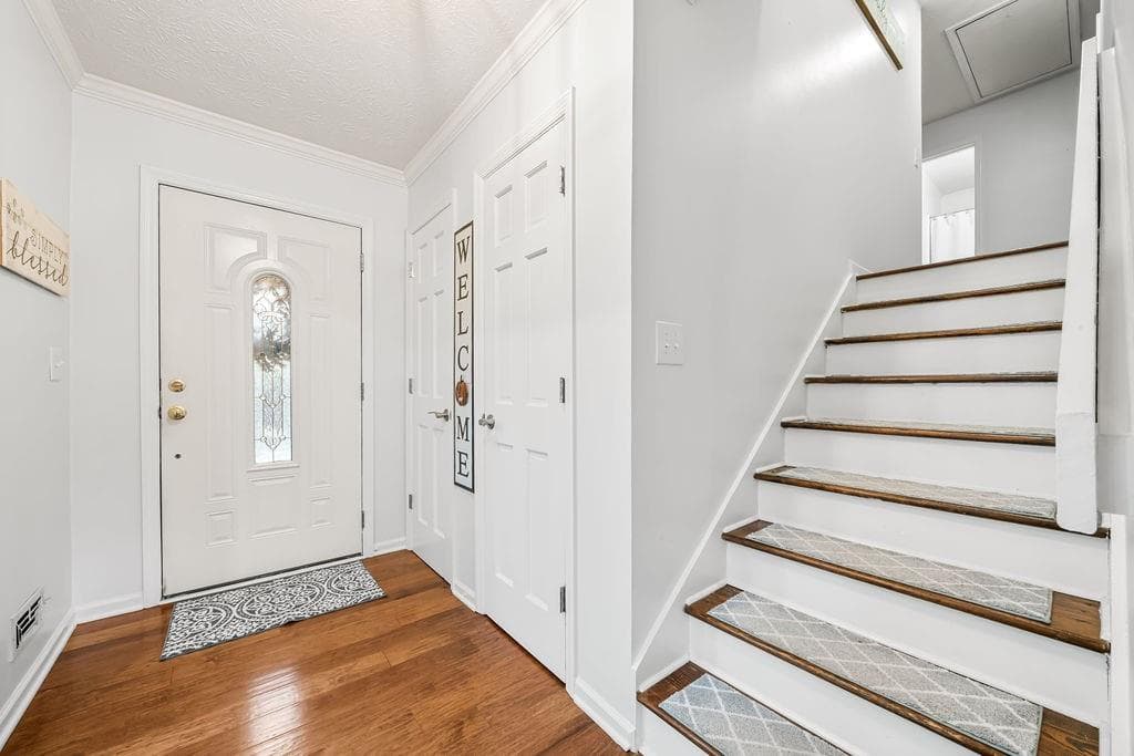 4 bedroom, 3 bathroom, 2,208 sq ft single family residence for sale at 573 Benson Hurst Drive, Mableton, GA 30126 — photo 4