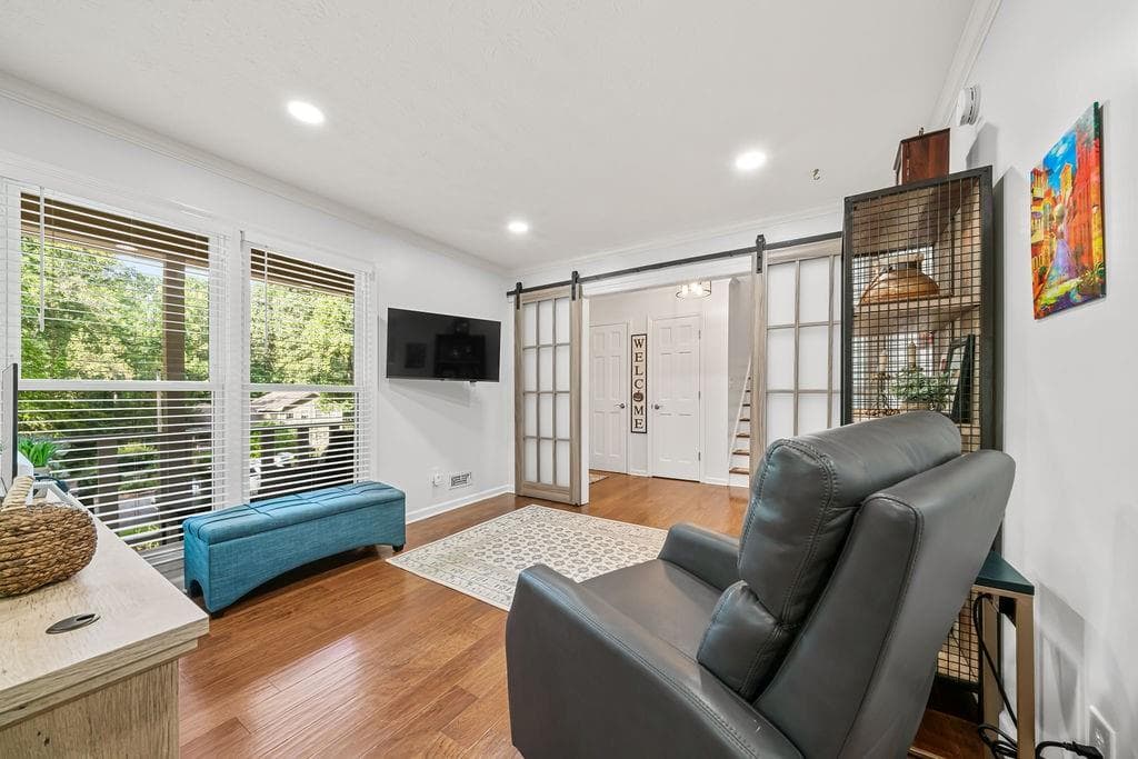 4 bedroom, 3 bathroom, 2,208 sq ft single family residence for sale at 573 Benson Hurst Drive, Mableton, GA 30126 — photo 6